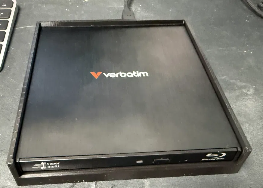 Giá đỡ ổ Blu-ray gắn ngoài Verbatim Ultra HD 4K - Image 1