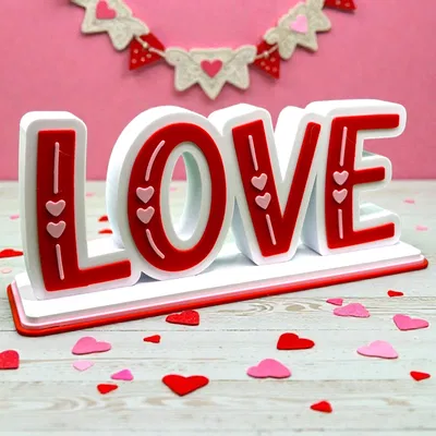 Bảng chữ LOVE hình trái tim để bàn – Không cần AMS