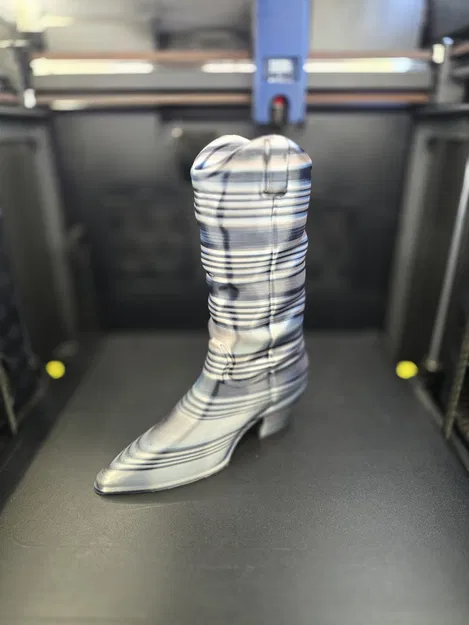 Cute Boot Vase – Bình Hoa Hình Boot Dễ Thương - Image 2