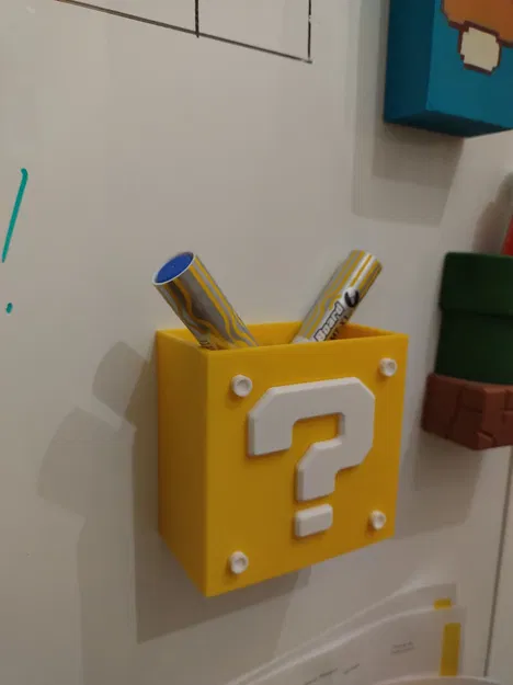 Organizer bảng trắng/tủ lạnh nam châm hình Mario Question Block - Image 2