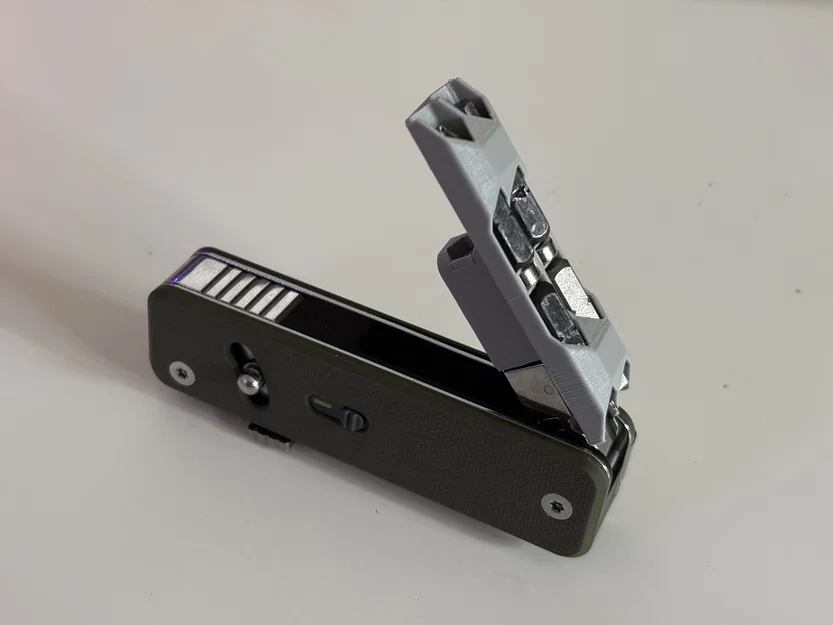 Giá/bao giữ 4 mũi 1/4" dự phòng cho Roxon Flex Companion - Image 1