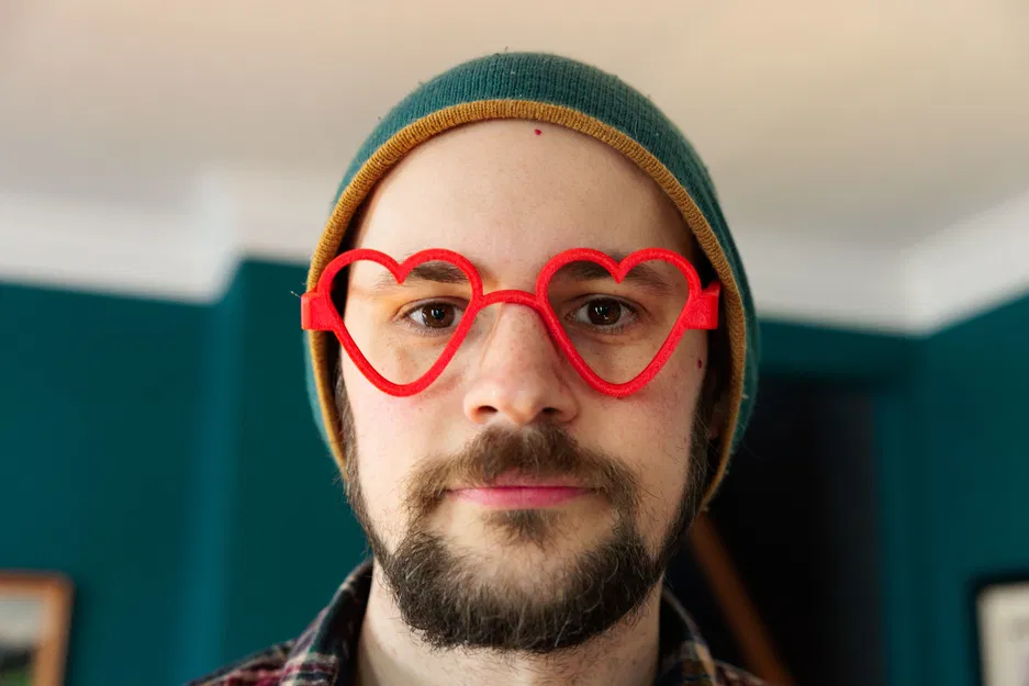 Kính Trái Tim (Heart Glasses) - Image 5