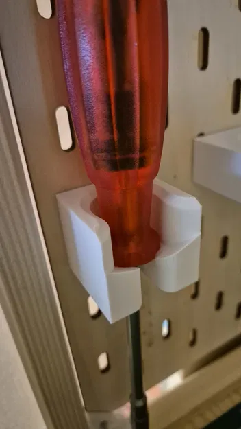 Giá treo tua vít SKÅDIS – Swiss Tools (thiết kế tối giản) - Image 3