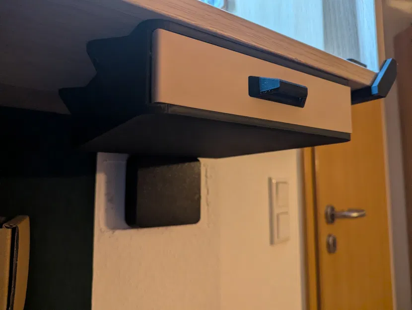 Organizer đồ phi tiêu treo dưới bàn/kệ (Underhanging Darts Organizer) - Image 2