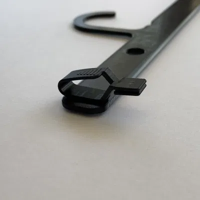 Móc treo quần/váy có ngàm kẹp (Pants/Skirt Hanger)