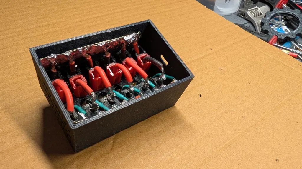 Khối cầu chì Anderson Powerpole có LED báo trạng thái - Image 8