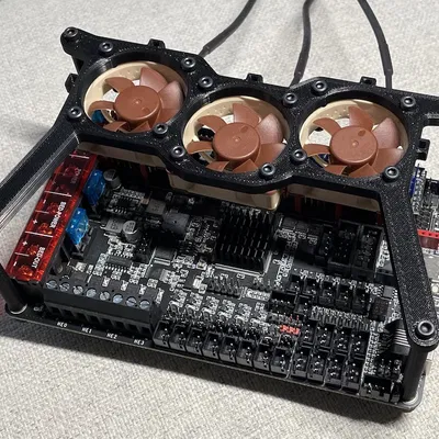 Mount Octopus Pro cho DIN Rail Bracket & Fan Mount