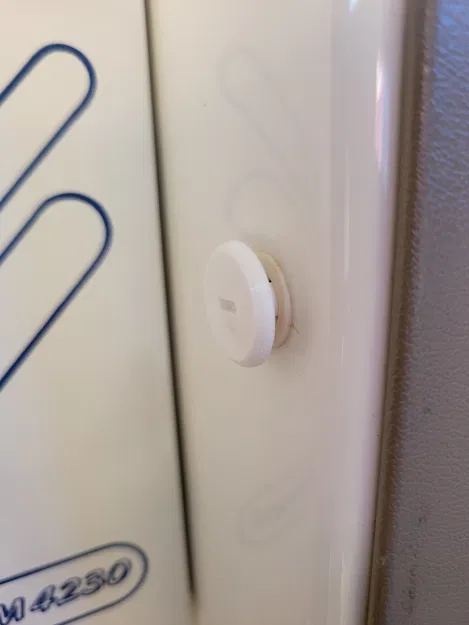 Nắp vặn tủ lạnh xe camping car (bouchon vis frigo camping car) - Image 1