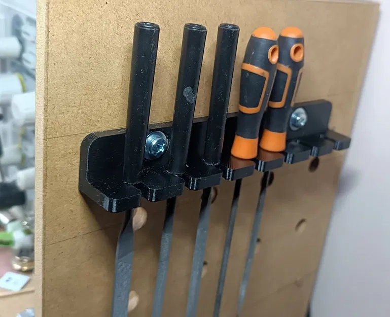 Giá đỡ needle file gắn tường/board (đựng 7 cây) - Image 1