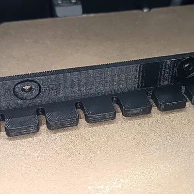 Giá đỡ needle file gắn tường/board (đựng 7 cây)