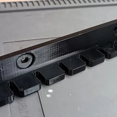 Giá đỡ needle file gắn tường/board (đựng 7 cây)