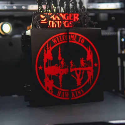 Kệ trưng bày phát sáng Stranger Things KinderJoy FunkoDisplay