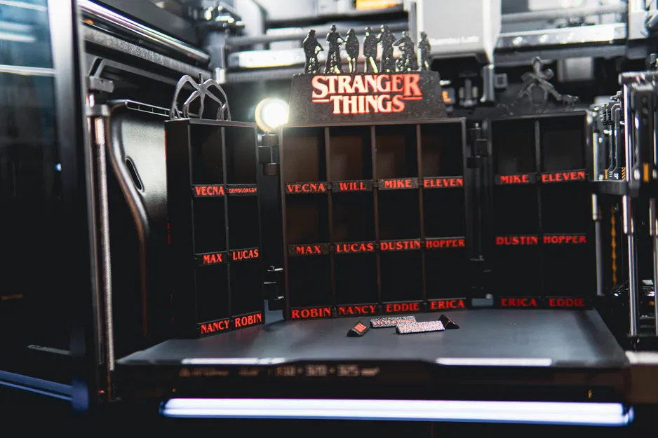 Kệ trưng bày phát sáng Stranger Things KinderJoy FunkoDisplay - Image 5