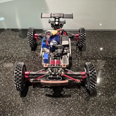 Traxxas Revo VXL 1/16 MERV Spikes (bánh Spikes remix)