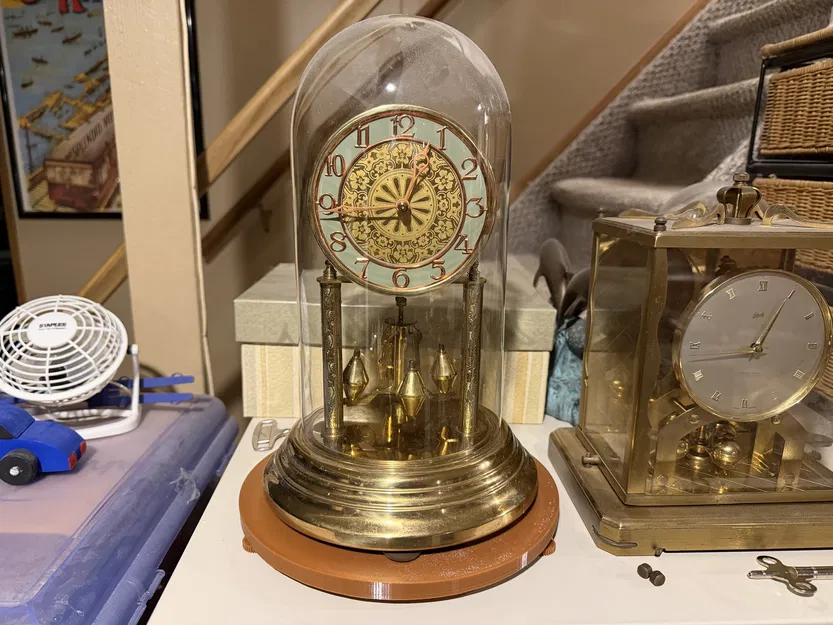 Đế cân chỉnh cho đồng hồ Anniversary / 400 Day Clock (Leveling Base) - Image 1