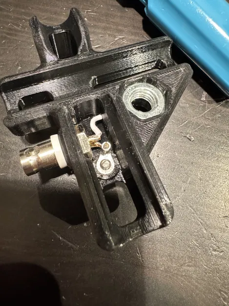 VE7ZAX - Mount whip antenna lên trekking pole cho SOTA quarter wave 5.6m vertical - Image 11