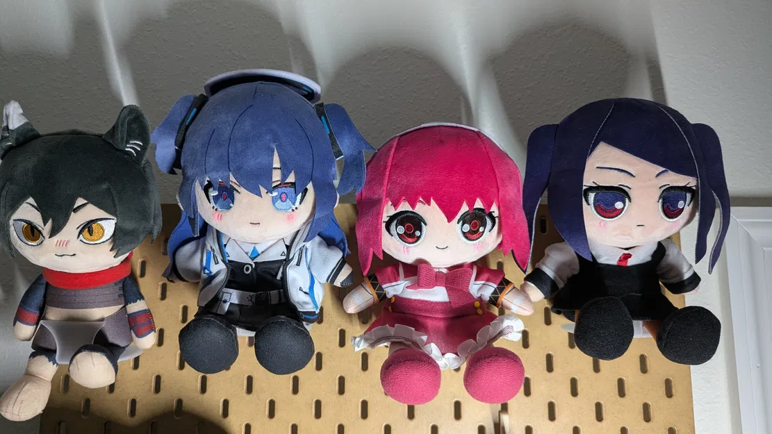 Holder plushie Chocopuni (Chocopuni Plushie holder) - Image 1