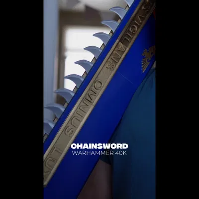 Chainsword Warhammer 40K — Gắn motor, xích chạy thật
