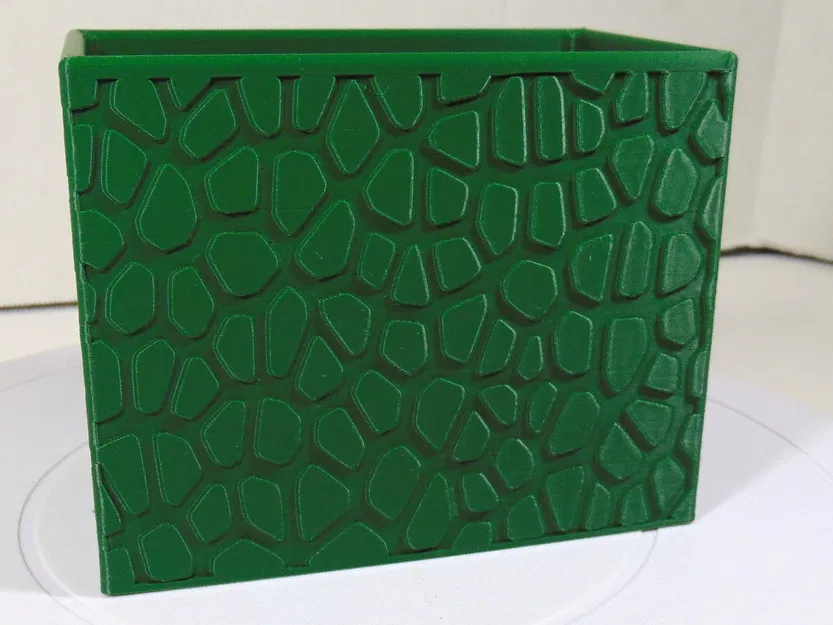 Ống Cắm Bút/Đựng Dụng Cụ Hình Chữ Nhật Khắc Hoa Văn Veroni - Image 3