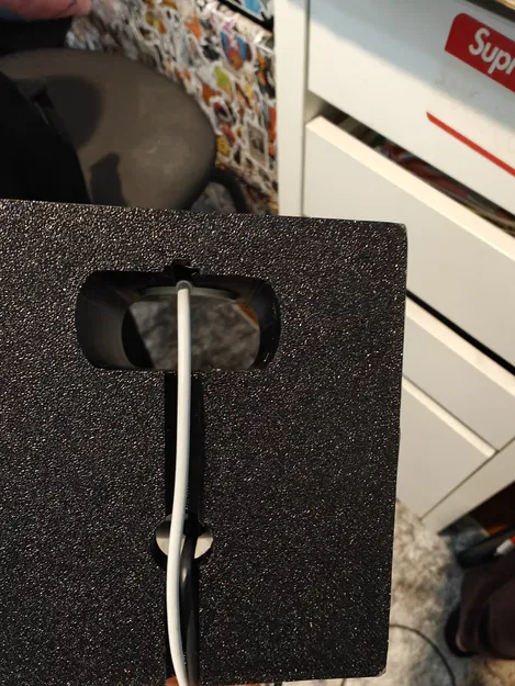 Giá đỡ iPhone & sạc Apple Watch dùng Anker Qi2 wireless (stand) - Image 2