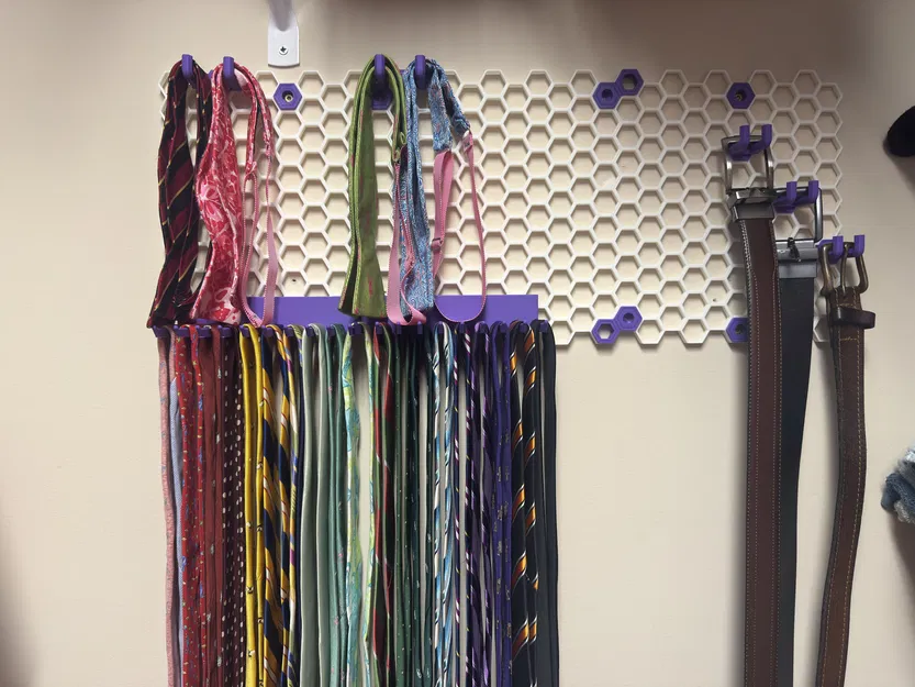 HSW Tie Rack - Image 3