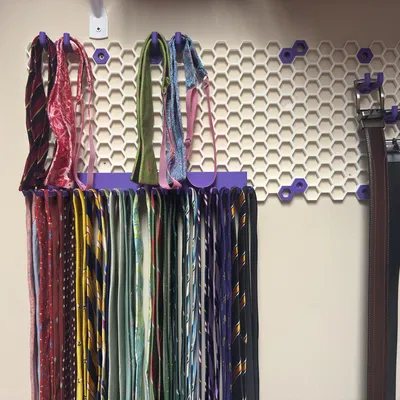 HSW Tie Rack