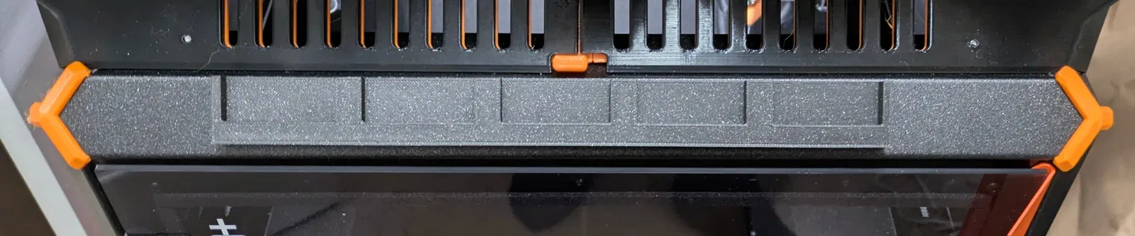 Giá đỡ bảng màu MMU (MMU Color Swatch Holder) - Image 2