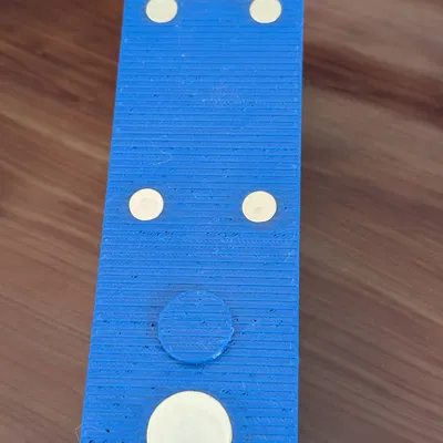 Dụng cụ gỡ keo cho gỗ (giữ lưỡi bào)