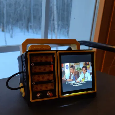 Cyberdeck Cầm Tay Gập Được - Máy Tính Mini CyberPlug 3.0 (Raspberry Pi)