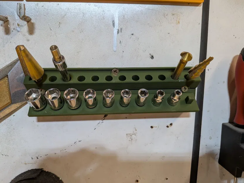 Giá treo đai ốc 1/4 inch (9mm) cho dụng cụ đa năng trong workshop - Image 1