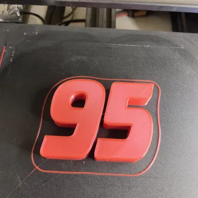 Mô hình để bàn Lightning McQueen “95” phong cách đua kèm chân đế press-fit