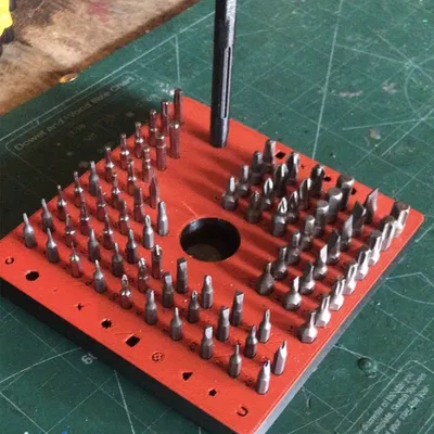 Khay để mũi khoan & đầu vít lục giác (Hexagon Bits desk)