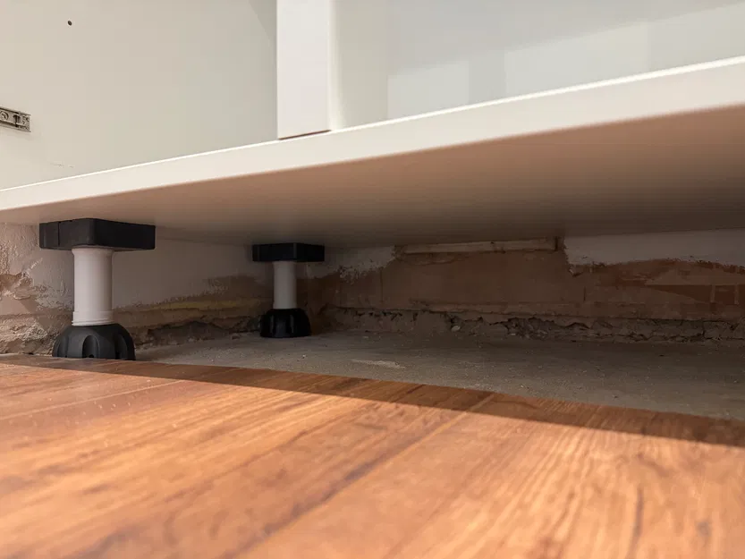 Chân tủ bếp cho tủ tự lắp (DIY) – Kitchen Cabinet Leg - Image 2