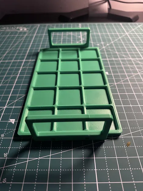 Tấm Gridfinity có tay cầm bắt vít (Gridfinity Plate with Handles) - Image 2