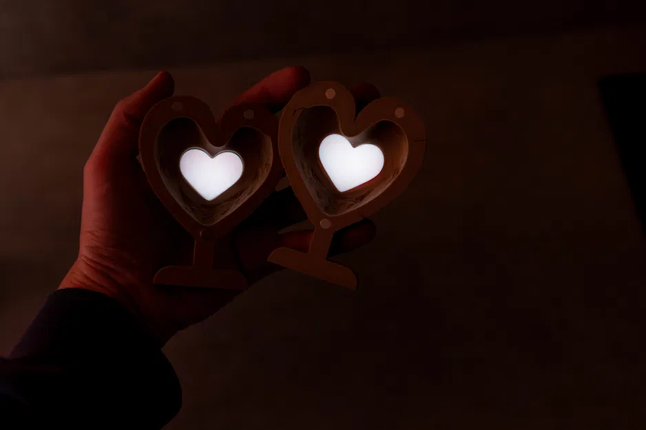 Hộp Quà Trái Tim Phát Sáng (The Glowing Heart Gift Box) - Image 2