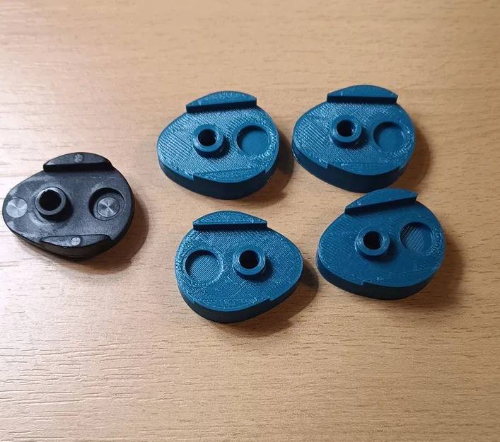 Gá gắn dây đai snowboard (Upevnění pásků snowboardu / Attaching snowboard straps) - Image 3