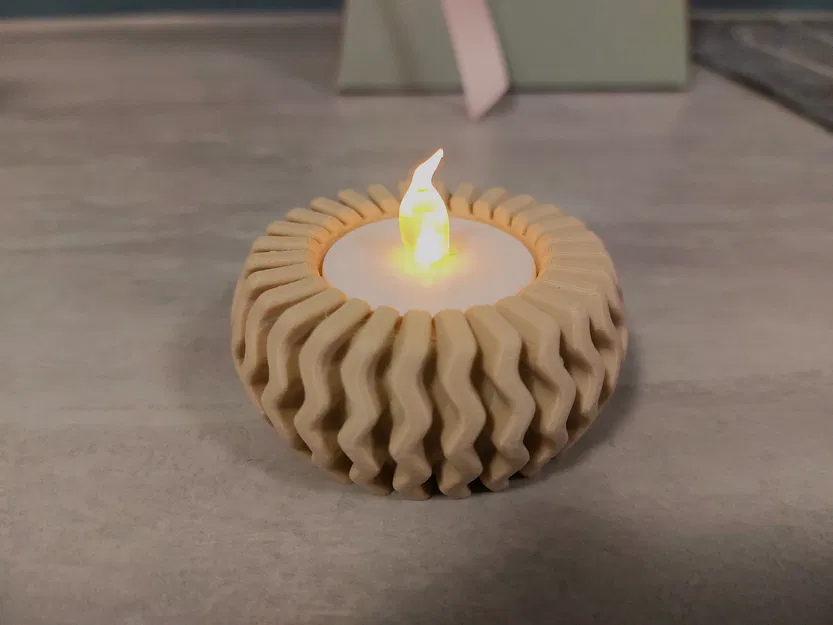 Đế nến LED gợn sóng thấp (Short Wavy Tea Light Holder) - Image 3