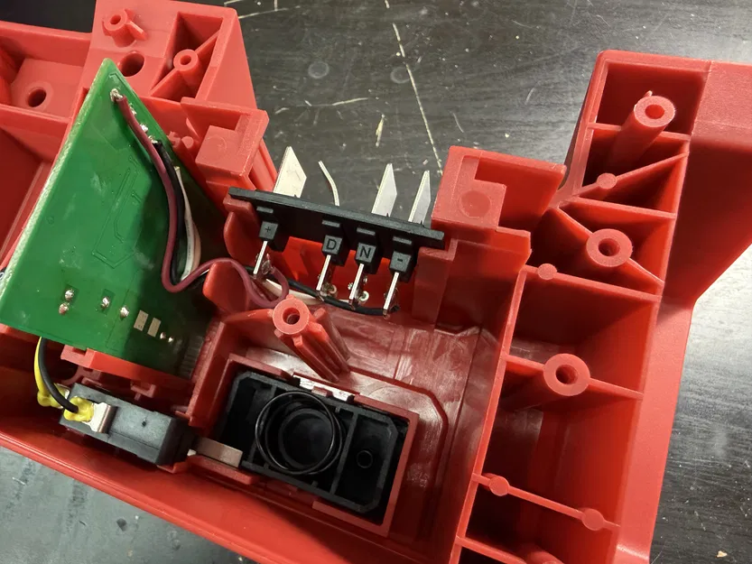 Adapter pin Ryobi 18V sang Skil 12V (Ryobi 18V to Skil 12V Adapter) - Image 6