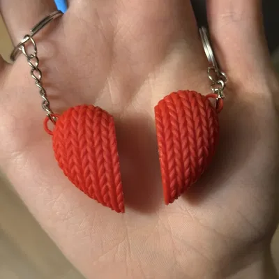 Móc khóa Valentine Trái tim đan len nam châm 2 mảnh