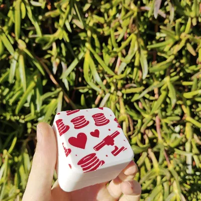 Hộp quà bản lề in liền khối (Print in place gift box)