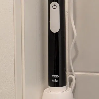 Giá treo đế sạc Oral‑B và kẹp bàn chải đánh răng