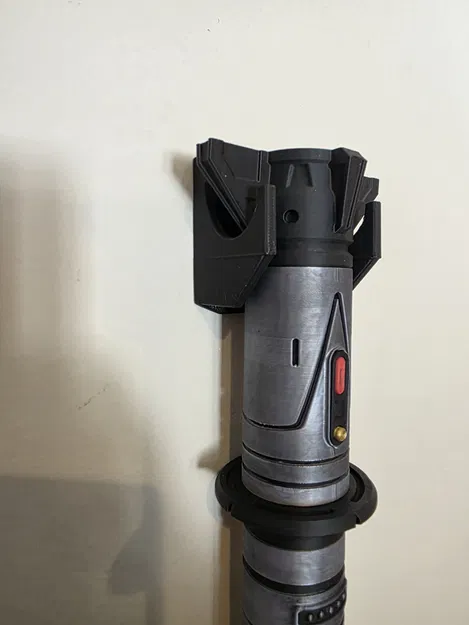 Giá treo tường cho lightsaber Baylan Skoll - Image 2