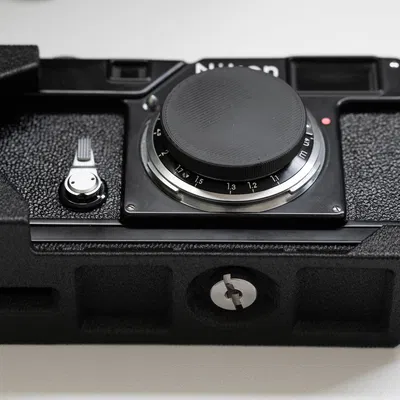 Tay cầm Nikon Rangefinder cho S2 S3 S4 SP (Nikon Rangefinder Grip)