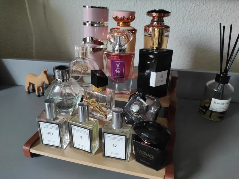 Kệ trưng bày đơn giản (Simple display shelf) - Image 2