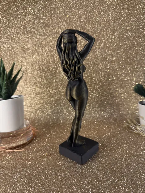 Donna bellissima - Image 3