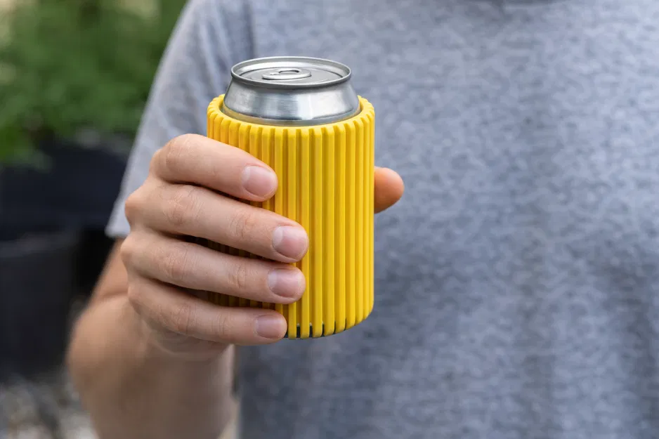 CoolGrip: Giá đỡ lon chống nhiệt từ tay (Anti-Hand-Heat Can Holder) - Image 2