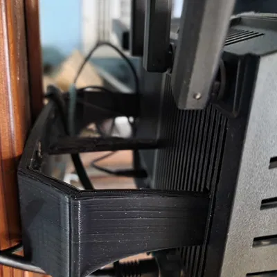 Giá treo tường ASUS RT-BE92U bản cứng cáp hơn