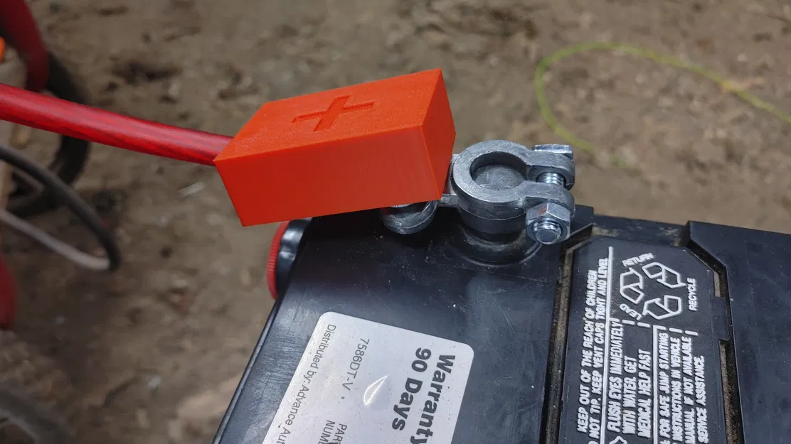 Nắp che đầu cáp bình ắc quy đơn giản - Image 1