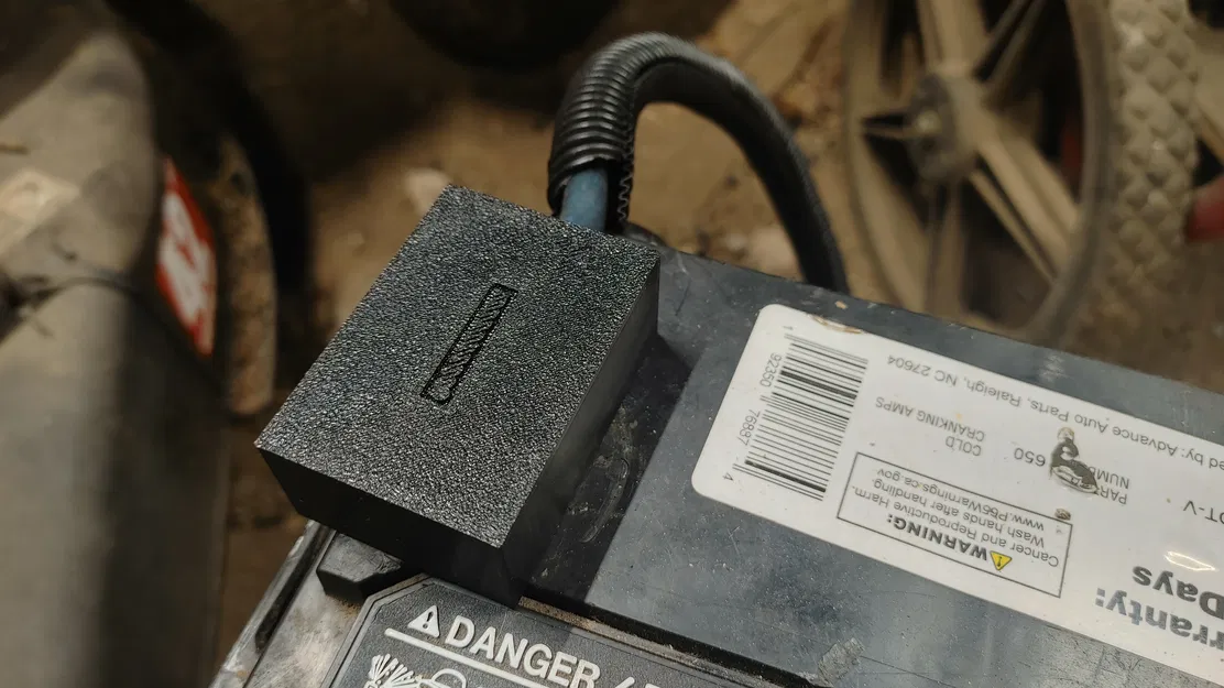 Nắp che đầu cáp bình ắc quy đơn giản - Image 4