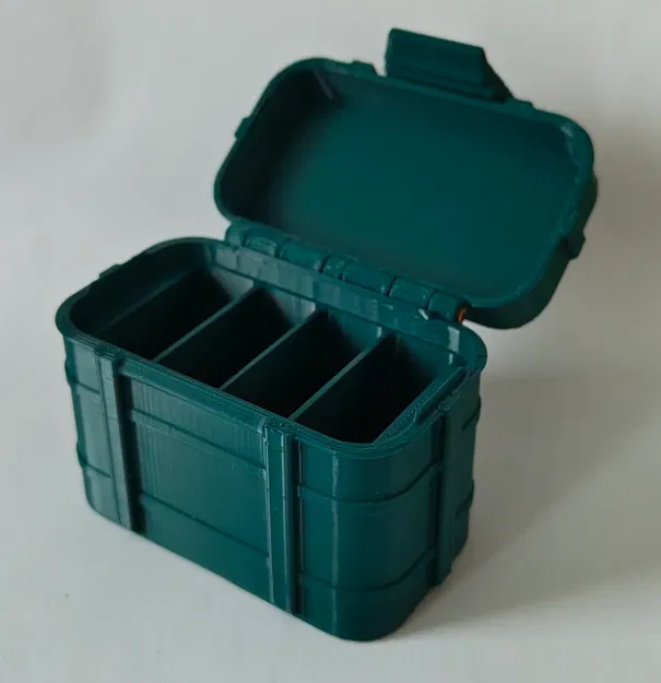 Hộp đựng pin GoPro (GoPro battery Case) cho 4 pin - Image 1